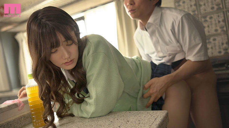 Xóc lọ cho em hàng xóm xem và cái kết được em cho chịch