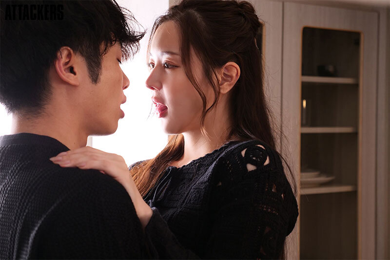 Bốn lù bà chị dâm đãng ghen với cả bạn gái tôi Shiromine Miu